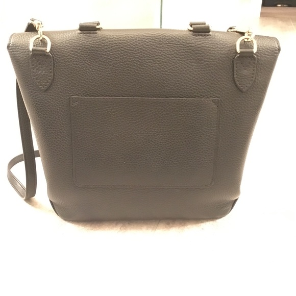 Auth Louis Vuitton Volta Black Leather Crossbody - Picture 2 of 8